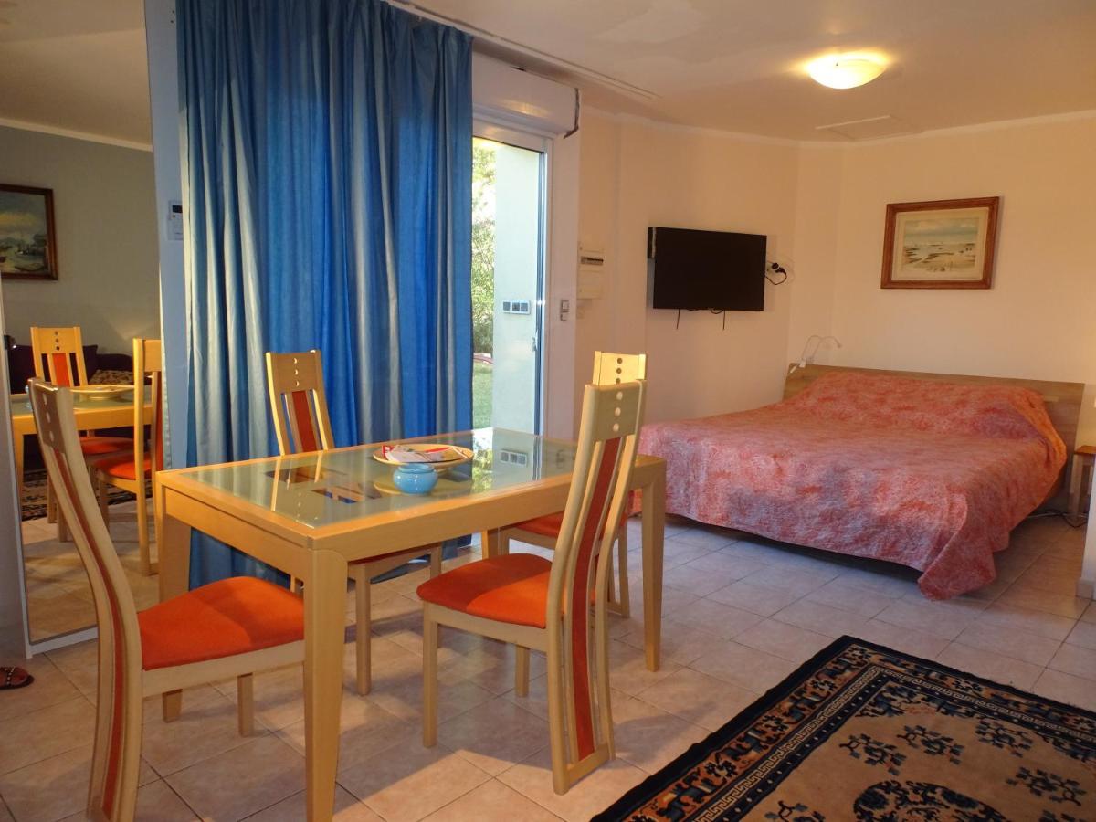 Domaine Du Petit Tournebelle Apartment Gruissan
